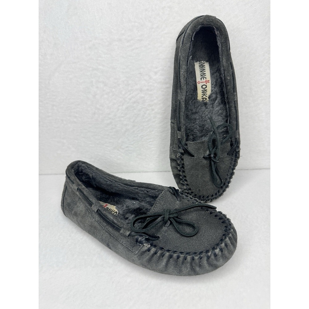 Minnetonka Slippers Womens sz‎ 7 Charcoal Faux Fur Lined Suede Britt Trapper II